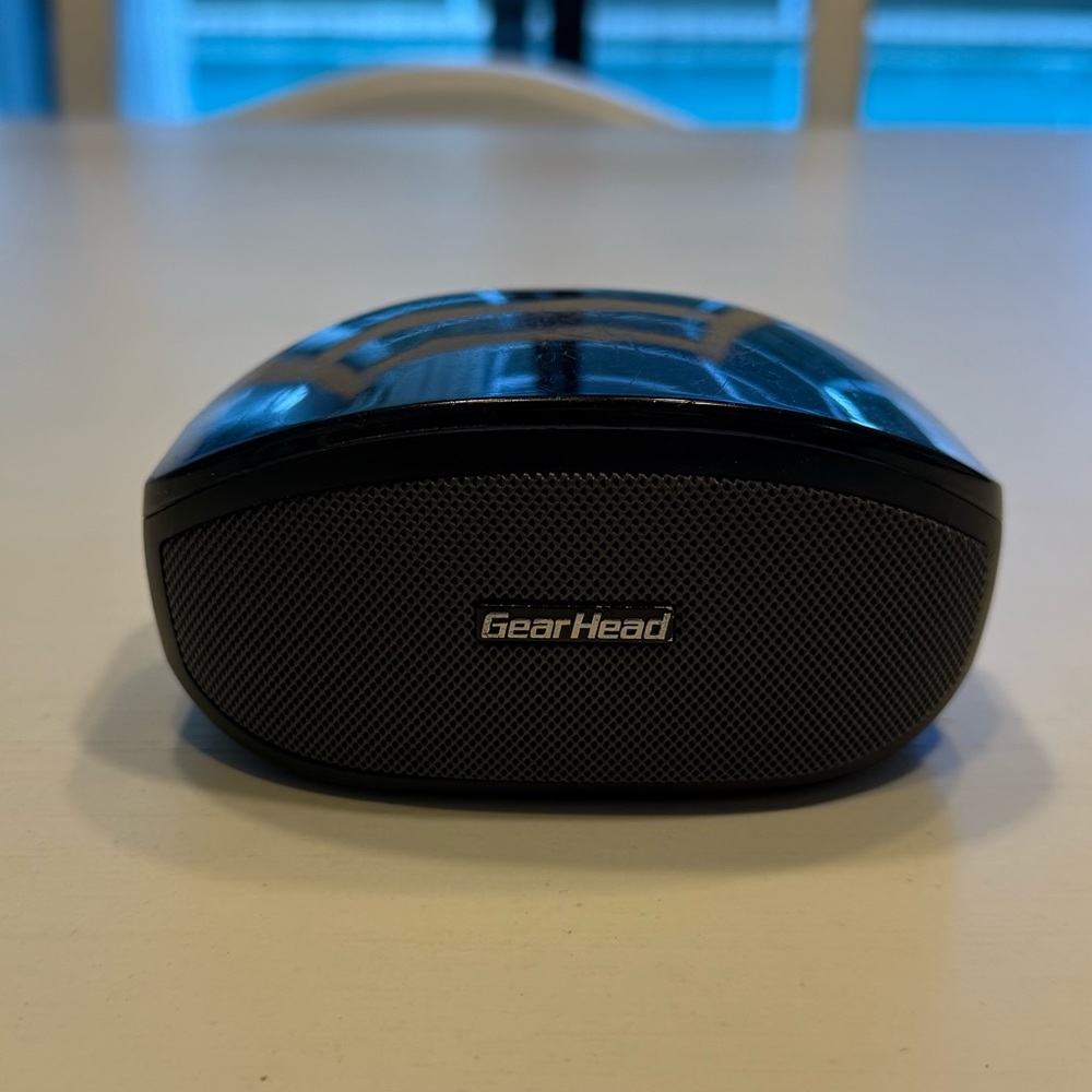 Gear Head BT5000BLK Bluetooth Speaker with Microphone - Black